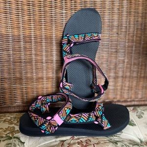 Teva Women’s ORIGINAL UNIVERSAL strappy sandals size 10